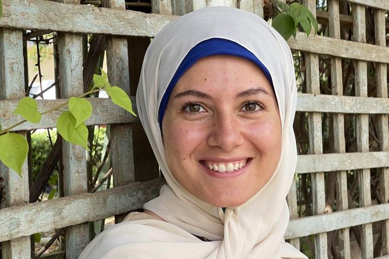 Portrait of Passant Nur El-Din, a mentor from the Emergency Social Safety Net storytelling project