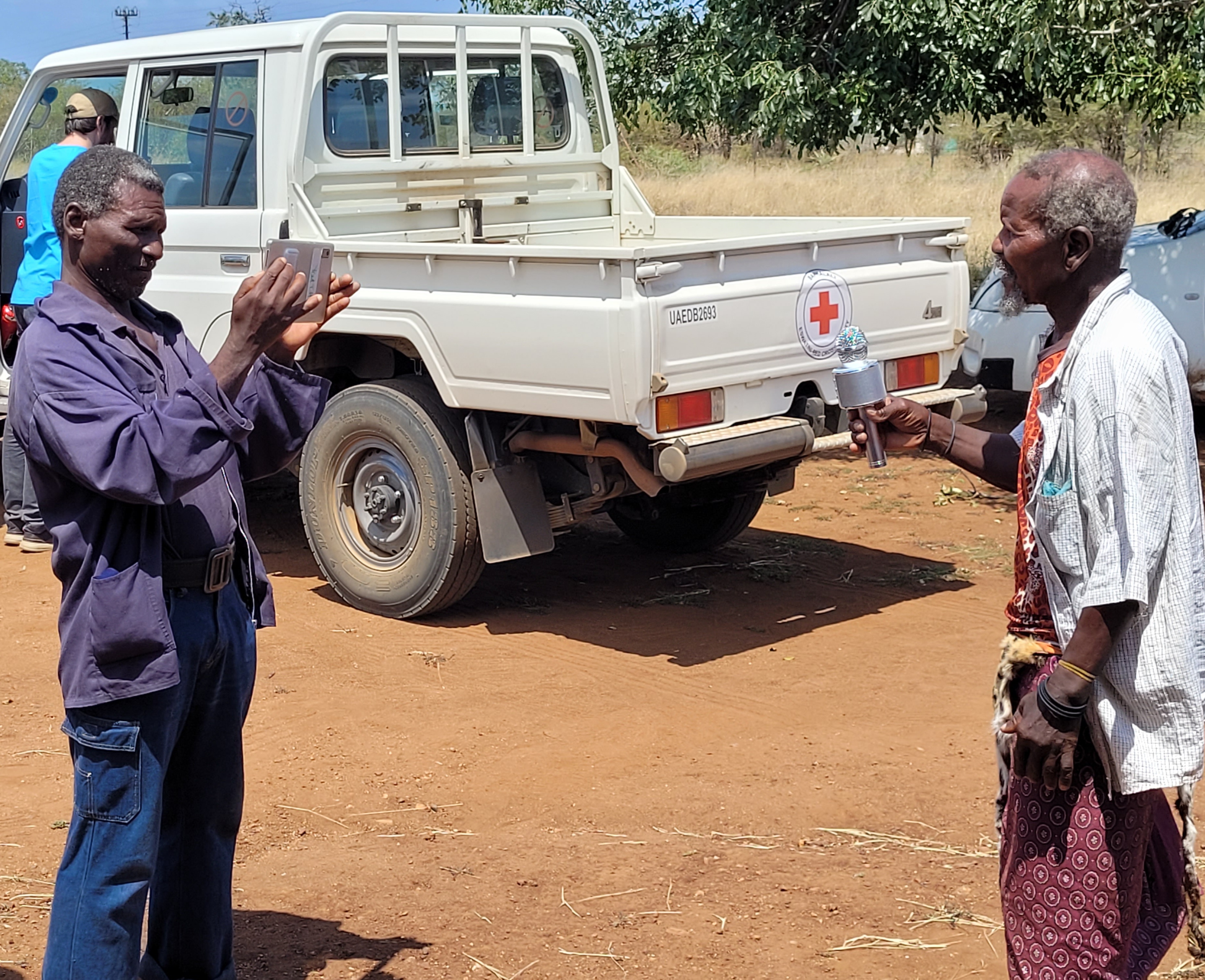 A community member records another local resident as part of the INDABA Participatory Video Data Collection project carried out in the Kingdom of Eswatini for the DG ECHO-IFRC pilot Programmatic Partnership.