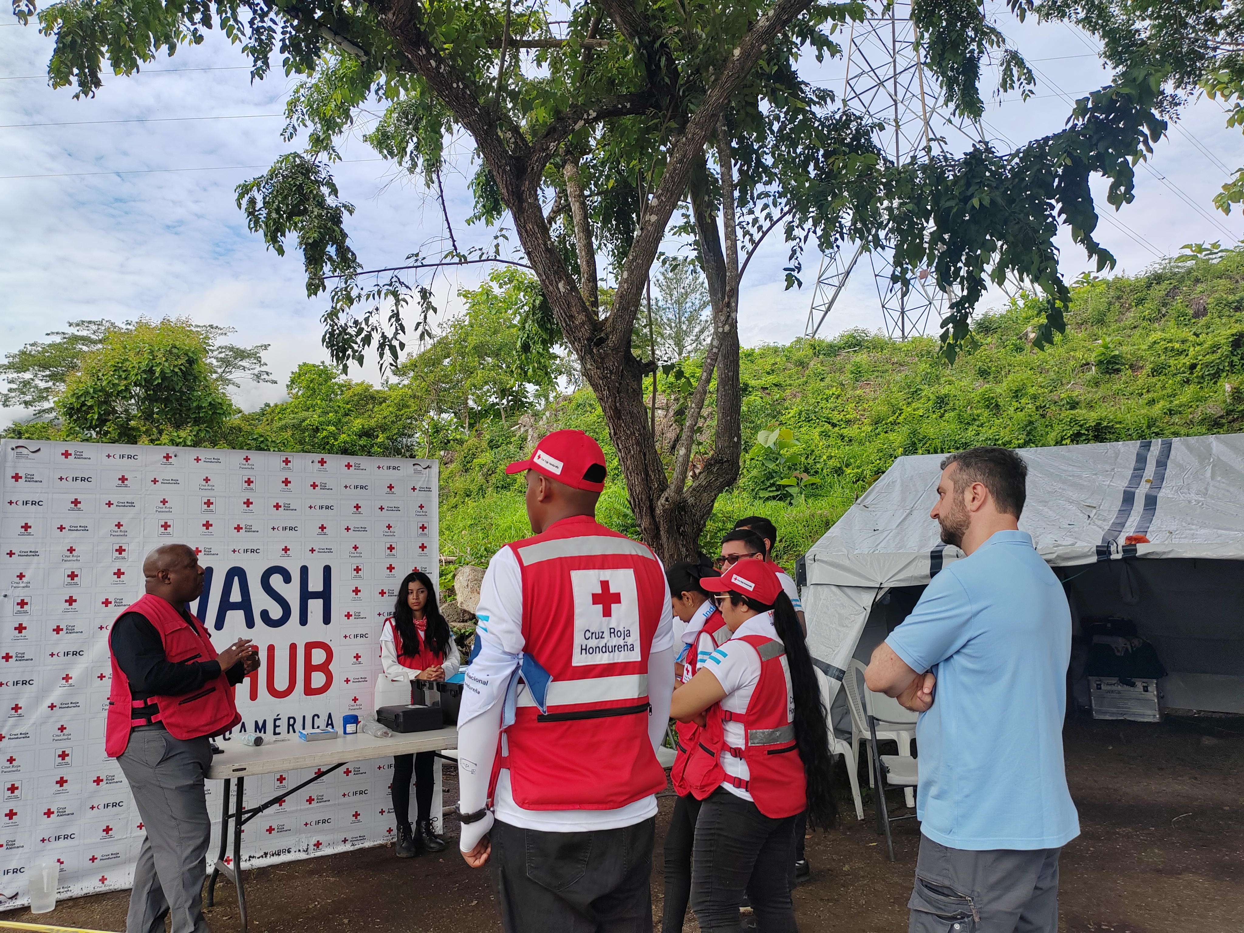 The WASH Hub team facilitated a field school during the Second National Technical Convention hosted by Honduran Red Cross in July 2024.