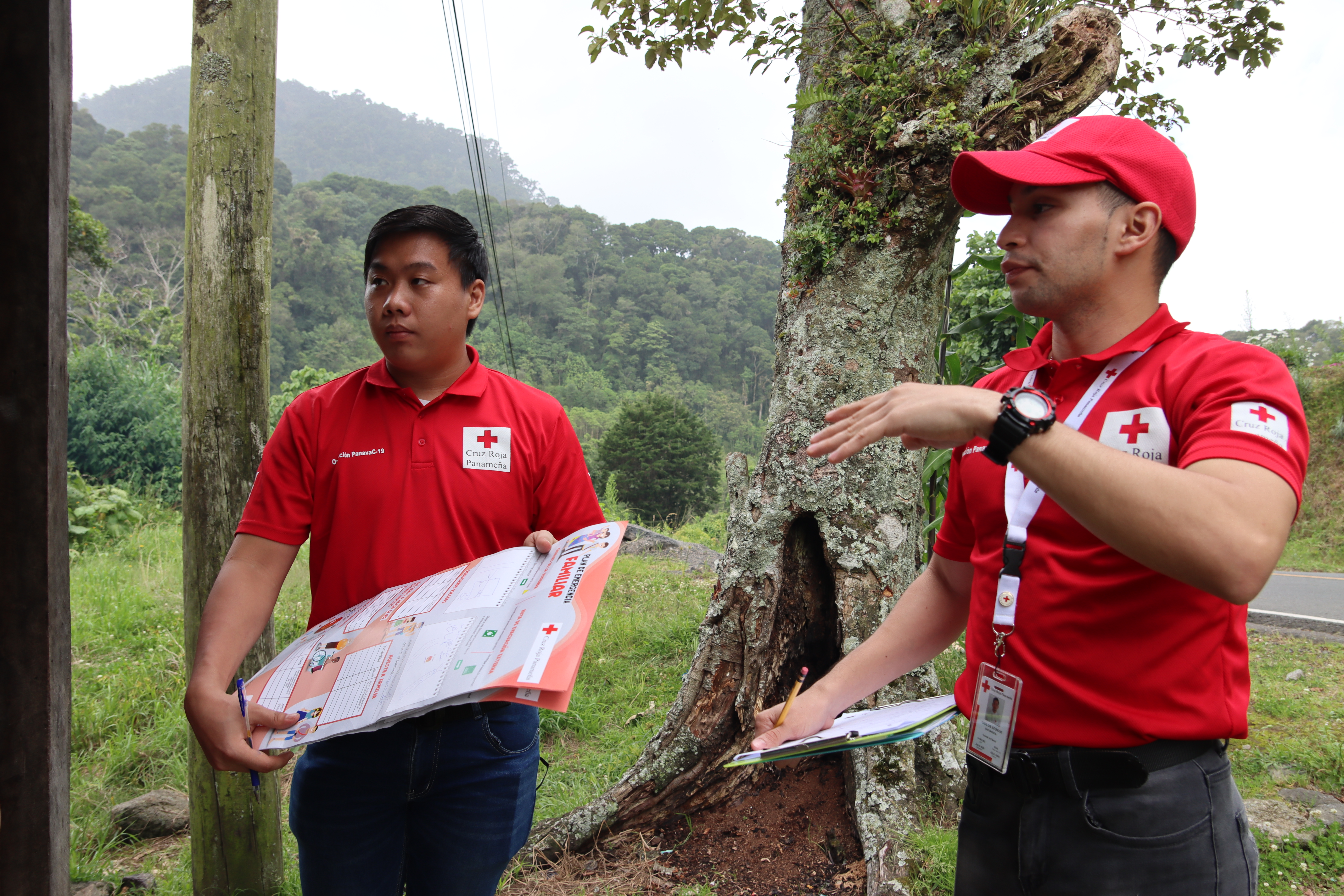 Panama Red Cross working with communities on family emergency plans to keep them prepared for any disaster or crisis.  