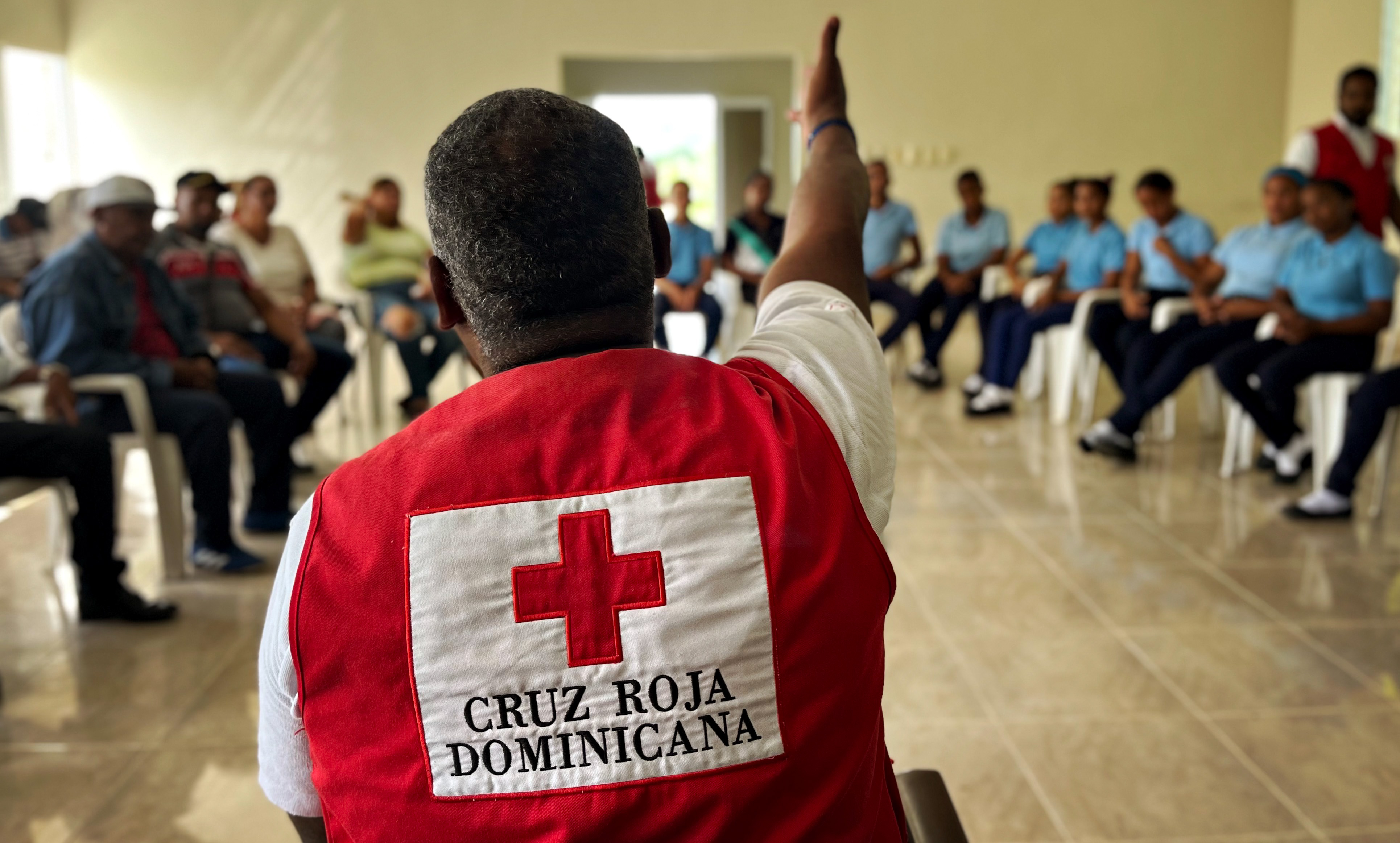 The Dominican Red Cross developed community assessments to listen to the people and identify their concerns and possible solutions.