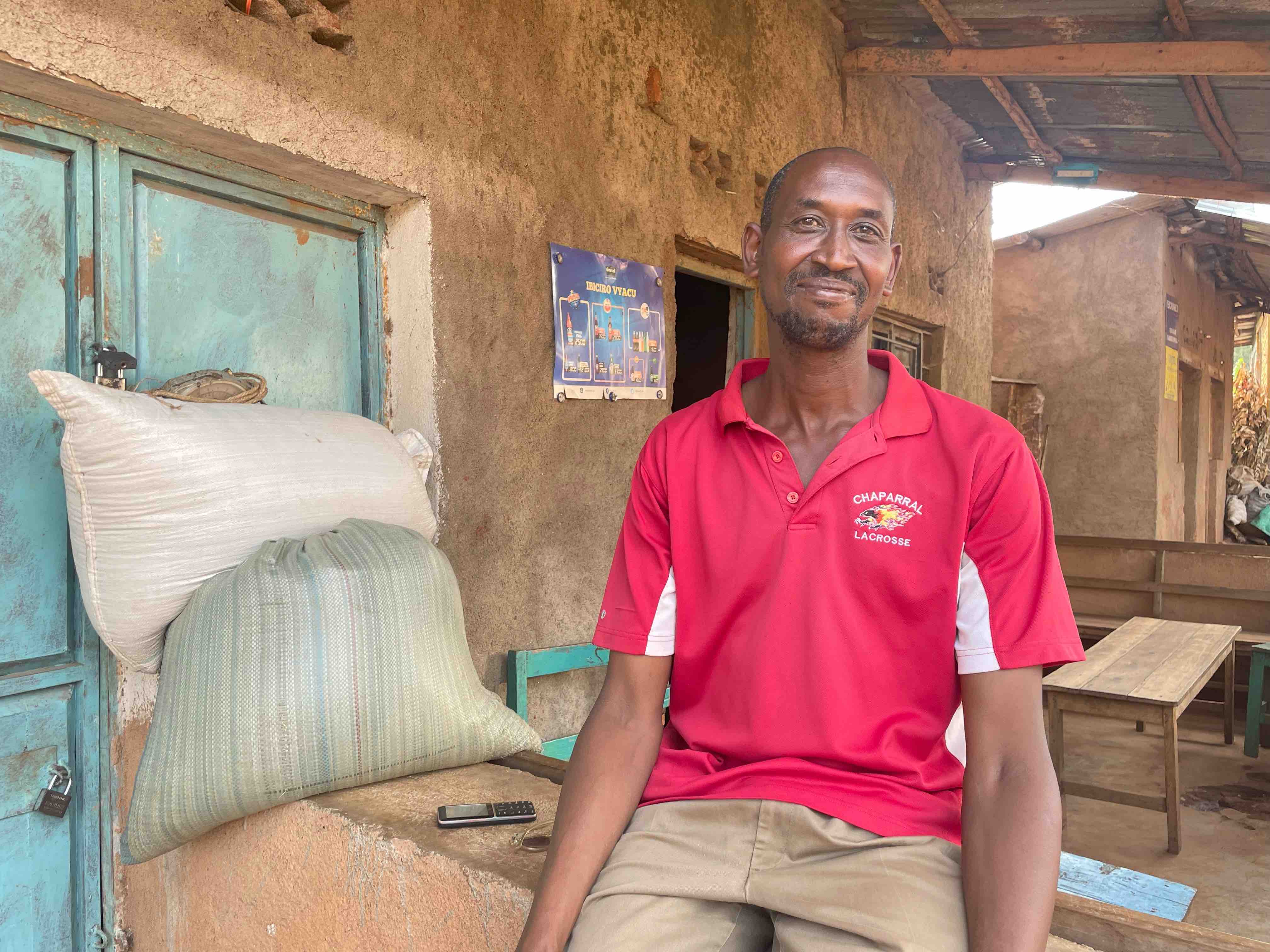 Thanks to Burundi Red Cross awareness campaigns, Melance Kamenyeros makes sure clients coming into his bar-café in the province of Mwaro, Burundi, wash their hands in order to help stop the spread of mpox.