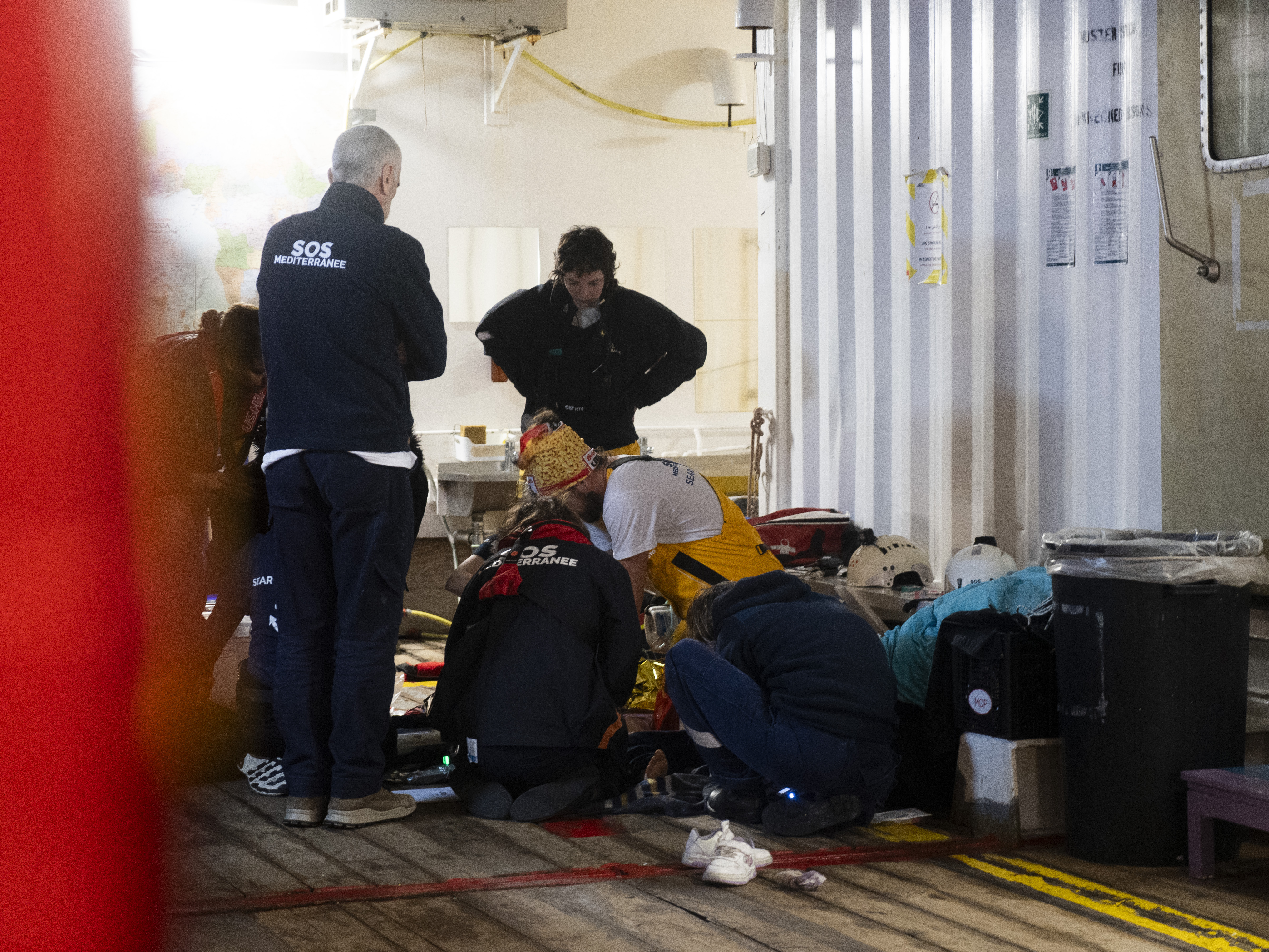 Working urgently, medical personnel aboard the Ocean Viking were able to stabilize young Rahaf before she was transported by helicopter toward a hospital on land. Unfortunately, the child did not survive the flight.