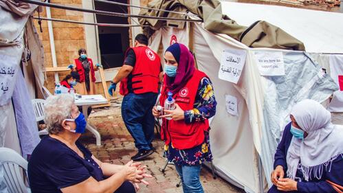 Lebanese Red Cross volunteers in Beirut provide humanitarian assistance to people living through multiple crises (Beirut Port explosion, COVID-19, political and economic crisis) in January 2021