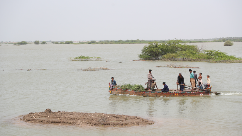One-third of Pakistan underwater after deadly flooding