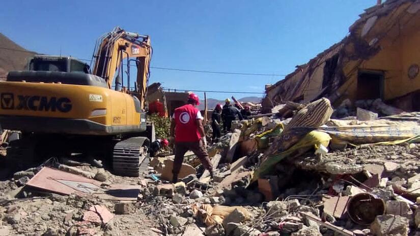 Earthquake digger clearance