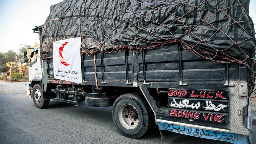 A fully laden MRCS truck heads to the province of Al Haouz, where various critical supplies were delivered to the remote village of Tajgalt, 2100m above sea level. 