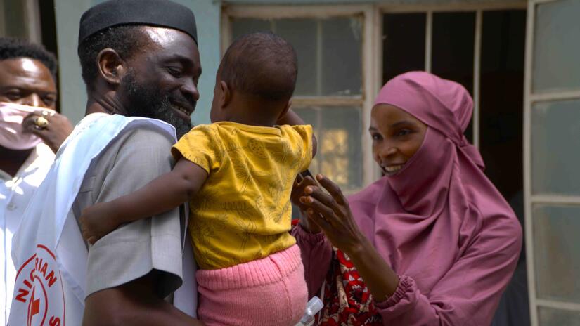 Salisu Garba, coordonateur santé de la Croix-Rouge nigériane dans l'État de Kano, affirme que la confiance et l'accès communautaire permettent à la Croix-Rouge de prendre des mesures efficaces, garantissant que la diphtérie sera stoppée le plus rapidement possible.
