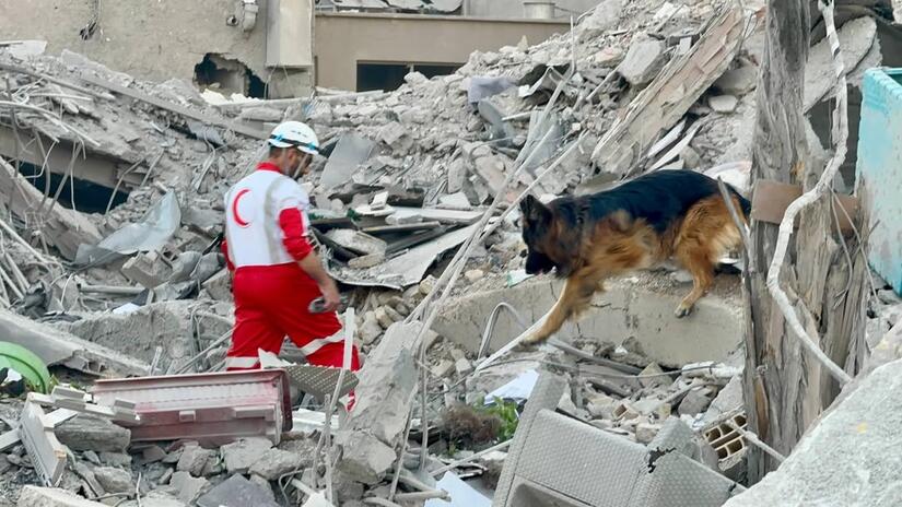 In Iran, the Iranian Red Crescent Society (IRCS) has mobilized its network of volunteers, with logistics units, medical services, rapid response teams, search and rescue and pharmacies across the country to deliver essential humanitarian services and support people affected by the emergency.