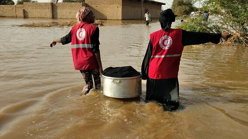 krater Hjelm lørdag Red Cross launches Emergency Appeal for Sudan as deadly flooding leaves  thousands homeless | IFRC