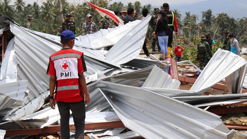 Indonesia: 57,000 people homeless one year after Sulawesi earthquakes,  tsunami and liquefaction | IFRC