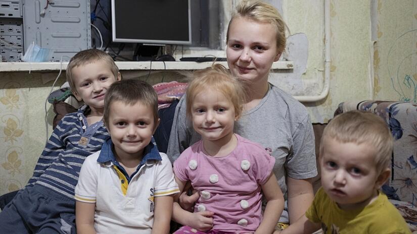 Lipetsk, Russia, November 2020Lena left Horlivka, Donetsk Oblast, with her husband and young child when hostilities broke out in eastern Ukraine. Before she and her family arrived in Lipetsk in 2016, 