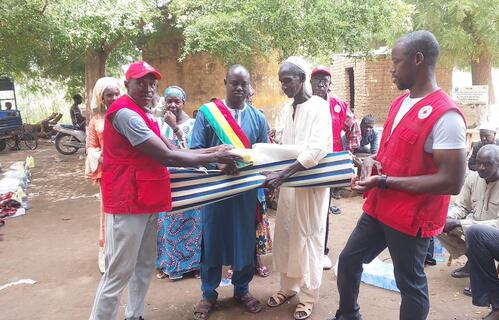 Mali Red Cross provides relief supplies to people impacted by flooding and insecurity.