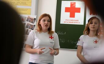 Young Russian Red Cross volunteers with Belorechensk branch run an information session at a local technical college about HIV as part of an anti-discrimination campaign
