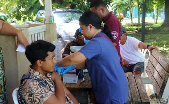 Marshall Islands Red Cross staff and volunteers support the government's rollout of COVID-19 vaccines in January 2021