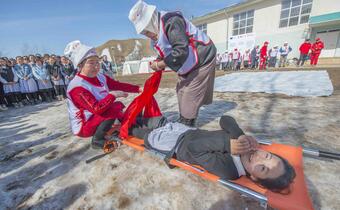 First-aid training in Kyrgyzstan