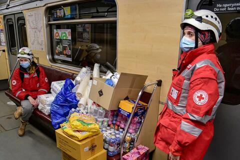 Even amid fighting that limits humanitarian response, the Ukrainian Red Cross is supporting people and communities affected by the escalating conflict in February and March 2022. Ukrainian Red Cross is providing food and basic necessities to thousands of people hiding in bomb shelters and metro stations.