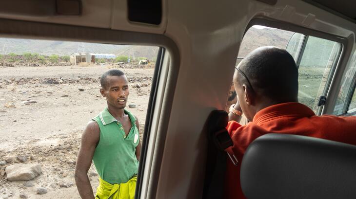 La Media Luna Roja de Djibuti acerca sus Puntos de Servicio Humanitario a las personas migrantes que se desplazan a causa de la violencia y el cambio climático.